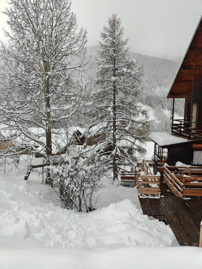 Chalet Ailleurs Appartement A Molines En Queyras Esterno foto