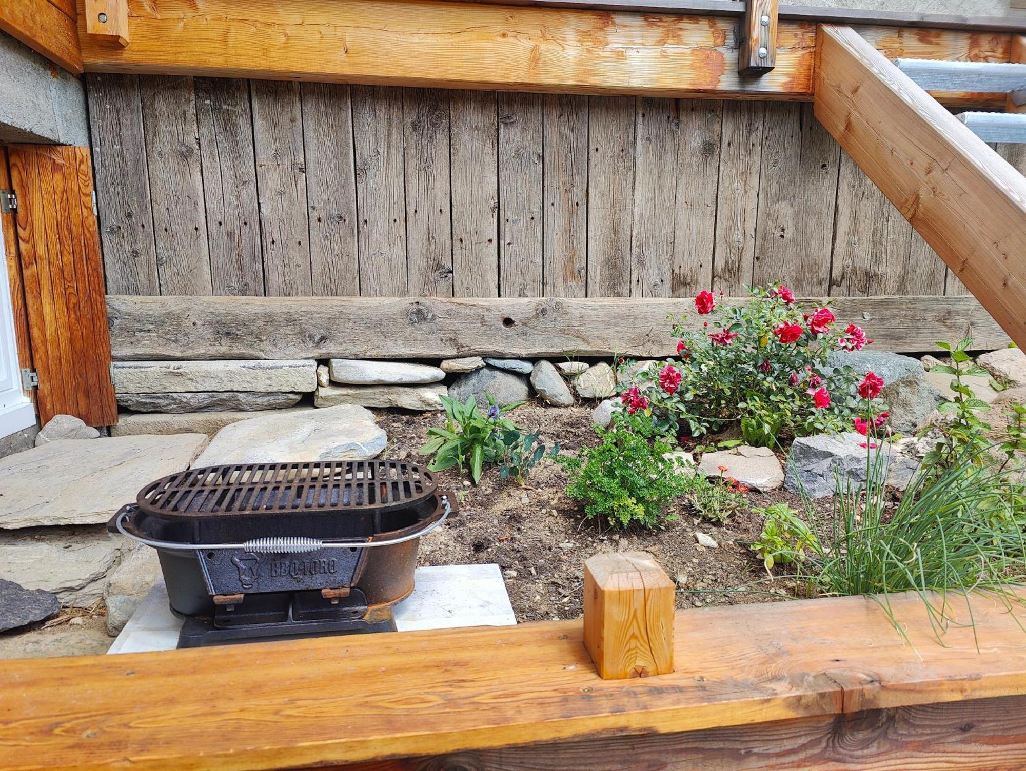 Chalet Ailleurs Appartement A Molines En Queyras Esterno foto